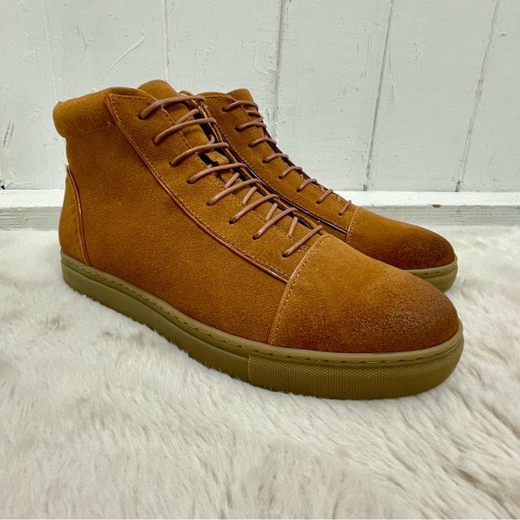 English Laundry Aldred Cognac Leather Chukka Boots